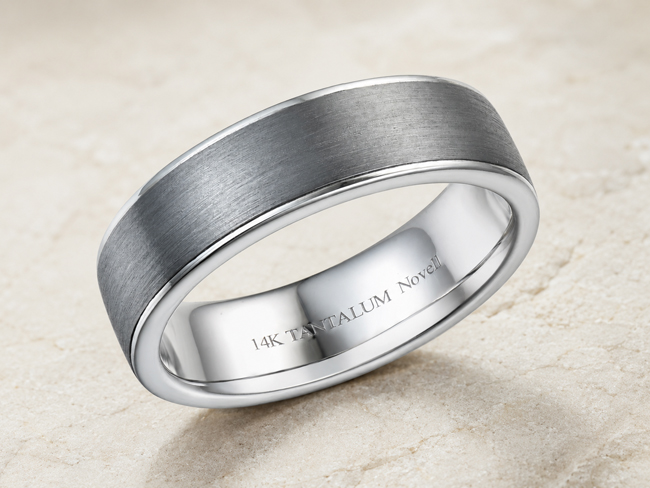 tantalum and 14kt gold men's wedding band